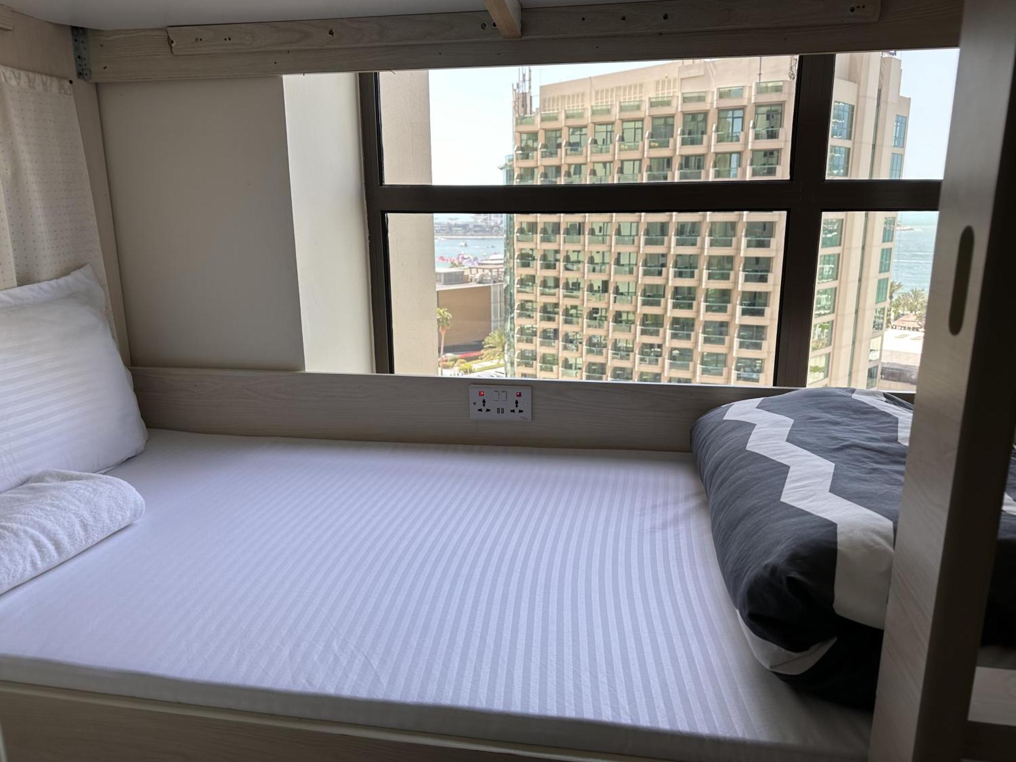 Bollywood Beach Hostel 두바이 외부 사진